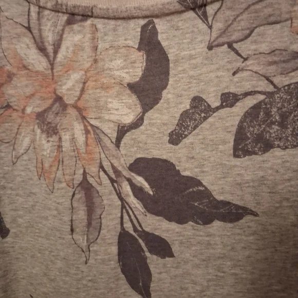 Calvin Klein Performance Stretch Floral (Gray Purple Cream) Short Sleeve Top- Lg - Picture 6 of 7